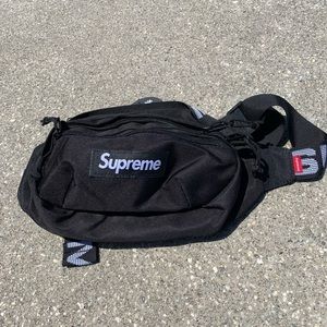 supreme fanny pack ss18 black